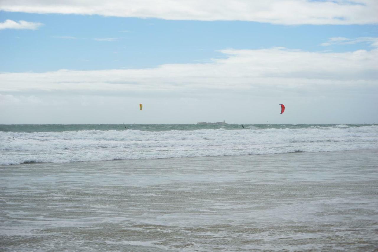 チクラナ・デ・ラ・フロンテーラAdosado En Playa De La Barrosa, Casa Carlotaアパートメント エクステリア 写真