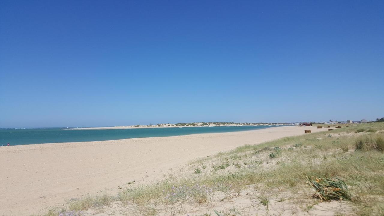 チクラナ・デ・ラ・フロンテーラAdosado En Playa De La Barrosa, Casa Carlotaアパートメント エクステリア 写真