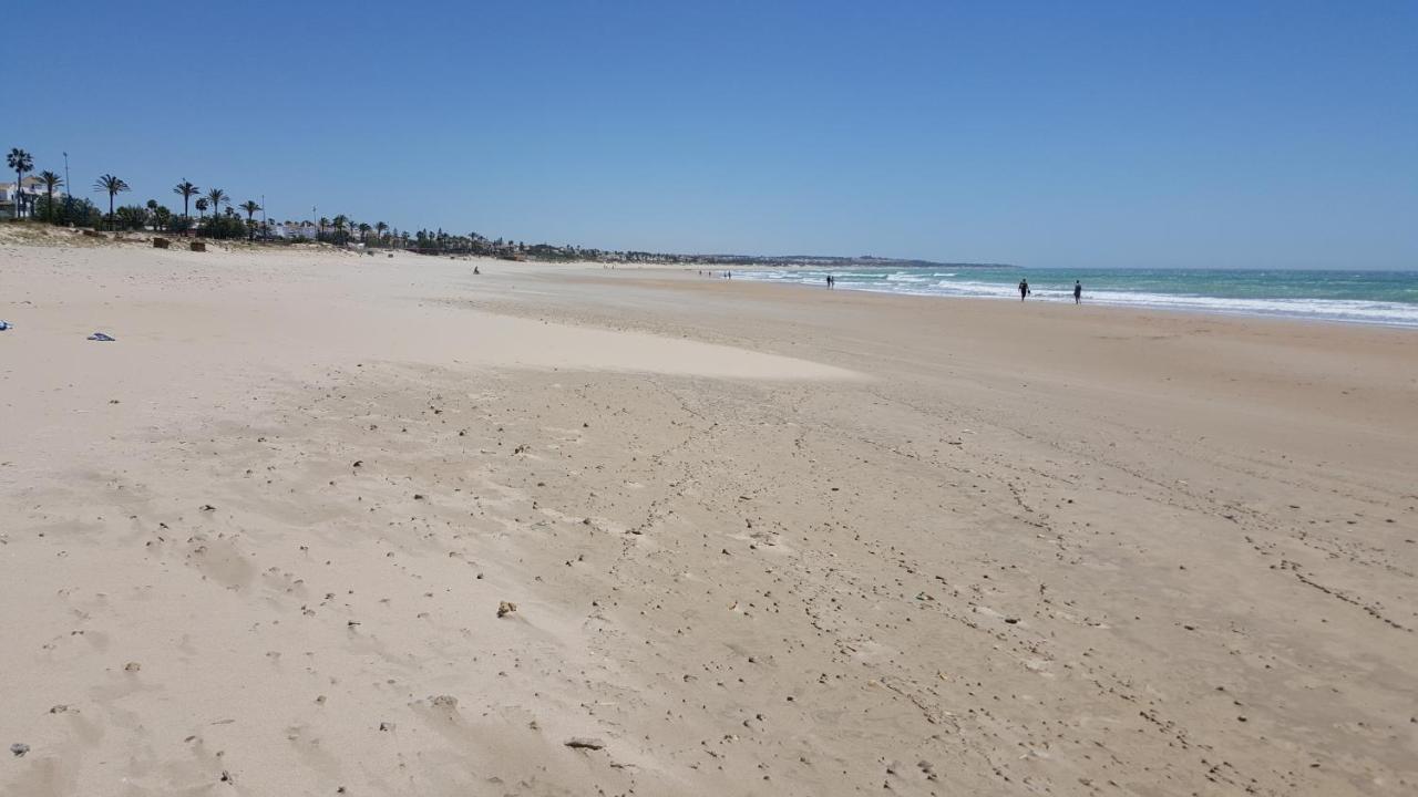 チクラナ・デ・ラ・フロンテーラAdosado En Playa De La Barrosa, Casa Carlotaアパートメント エクステリア 写真